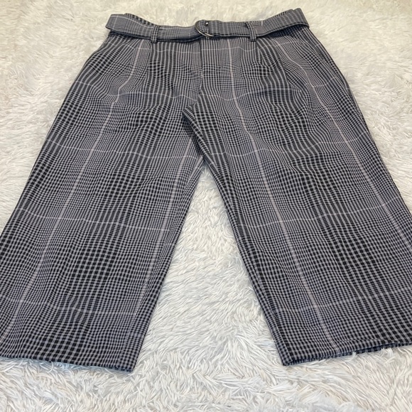 a new day Pants - A New Day Black and White Plaid Trousers CROPPED WOMENS SIZE 6